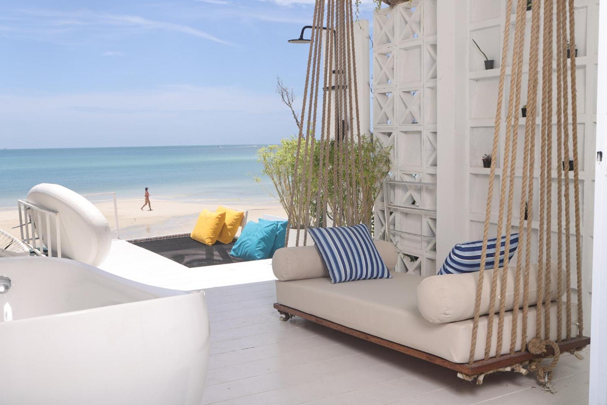 Adika - The Beachfront Loft Chaloklum Εξωτερικό φωτογραφία